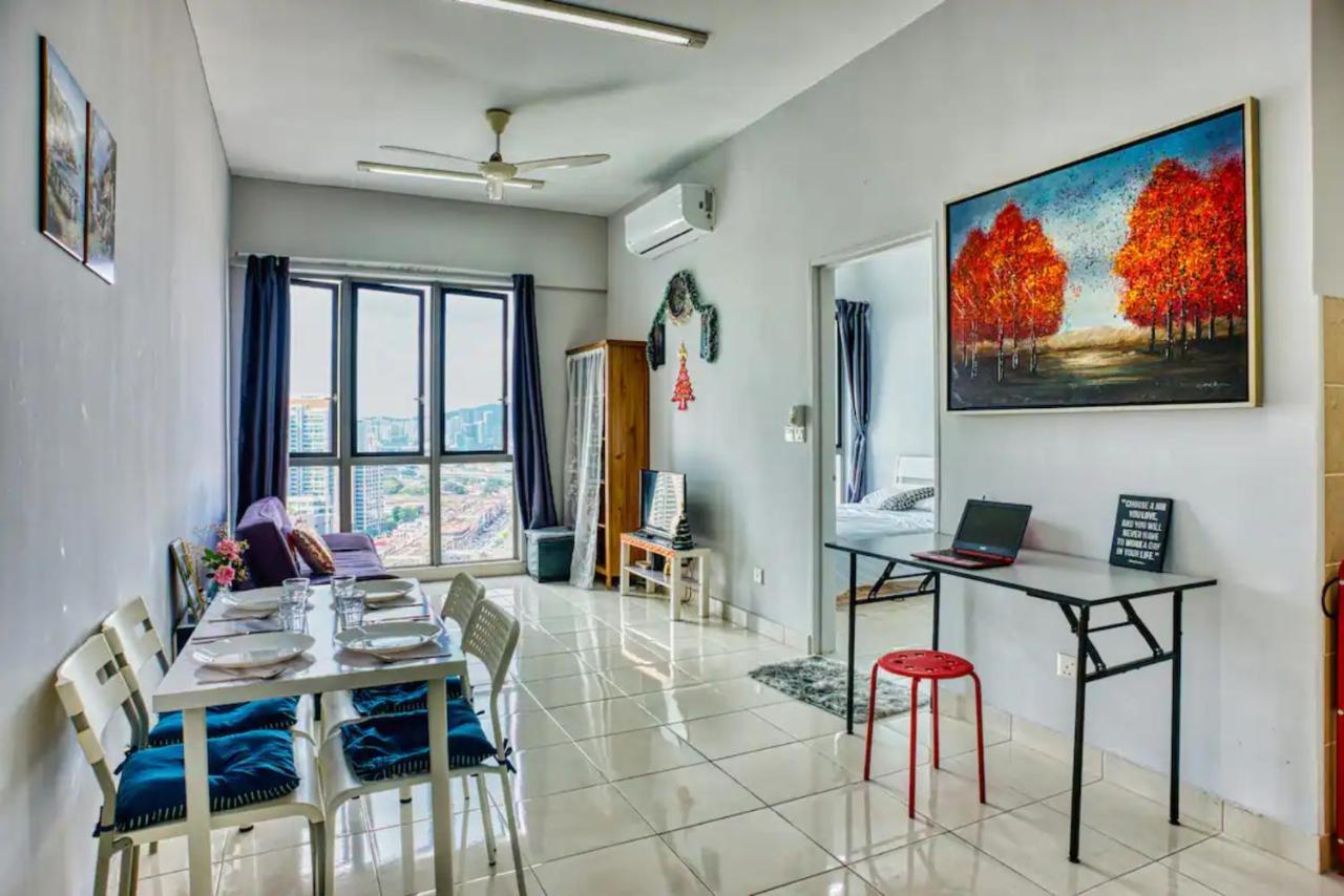 Tropics Apartment