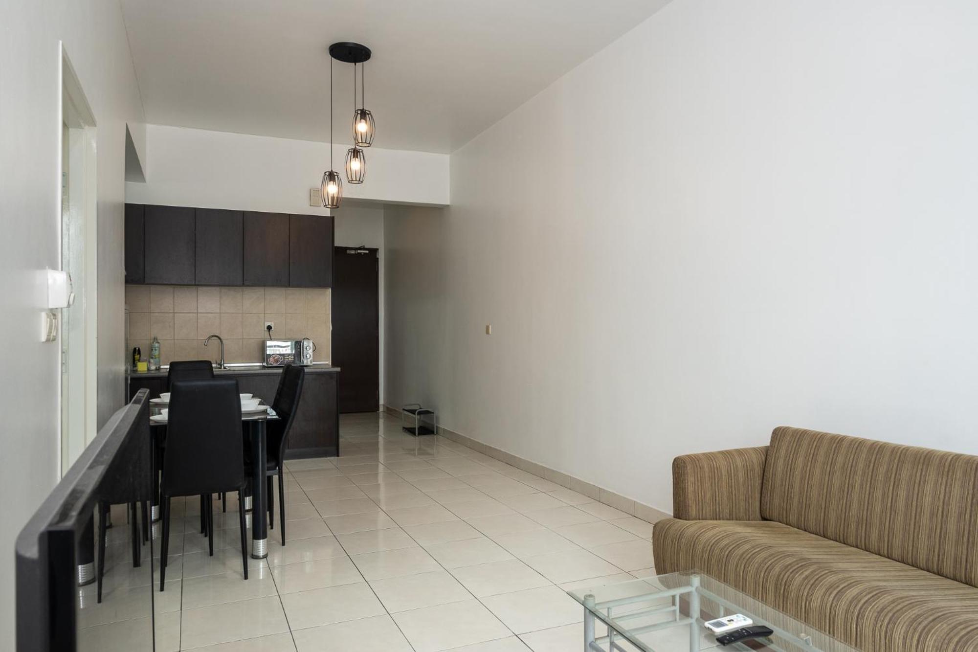 Tropics Apartment